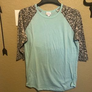 ALL LULAROE BOGO 50% OFF* EUC Medium Lularoe Randy T